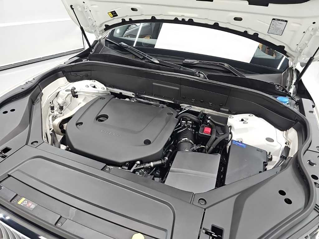 Volvo XC90 - Vista 5