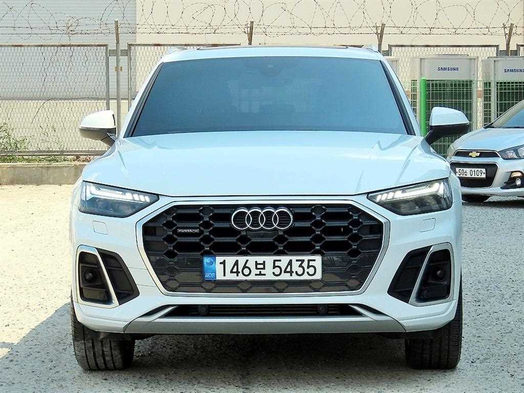 Q5 (FY) 45 TFSI 콰트로 프리미엄 2021년식