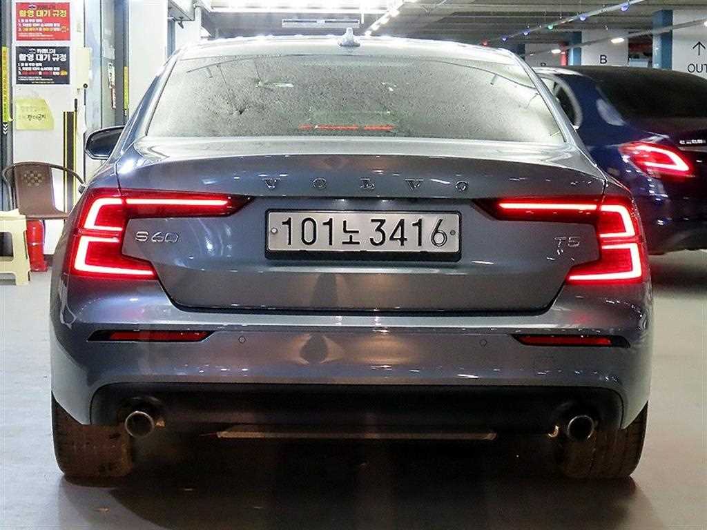Volvo S60 - Vista 5
