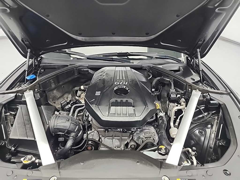 Genesis G70 - Vista 5