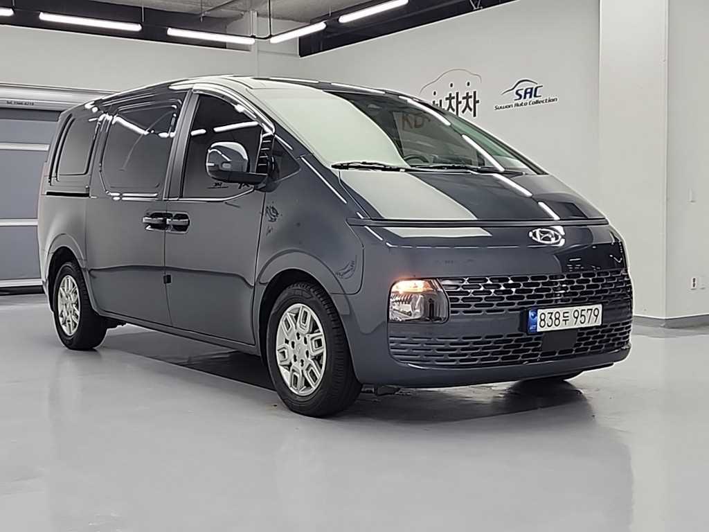HYUNDAI Staria - Vista 4