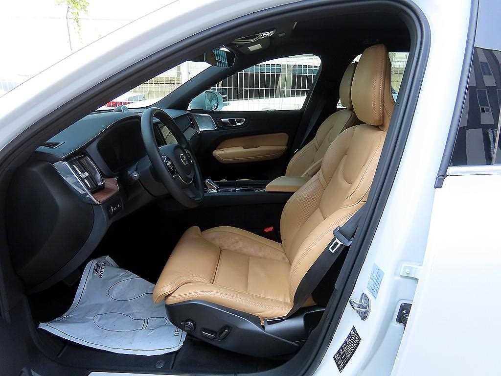 Volvo XC60 - Vista 5