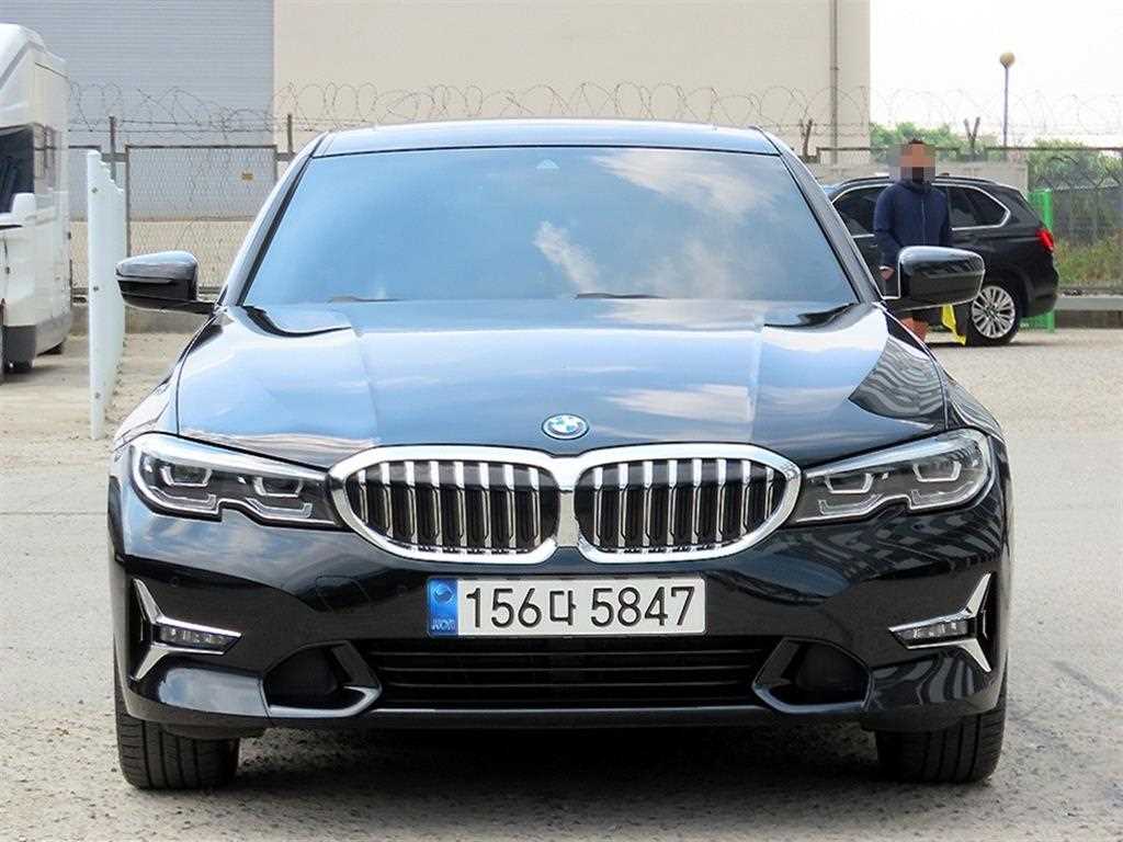 3시리즈 (G20) 330e M 스포츠 2022년식