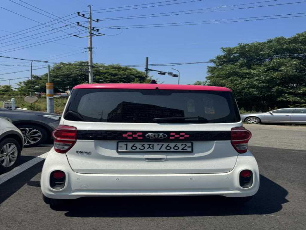 KIA Ray - Vista 4