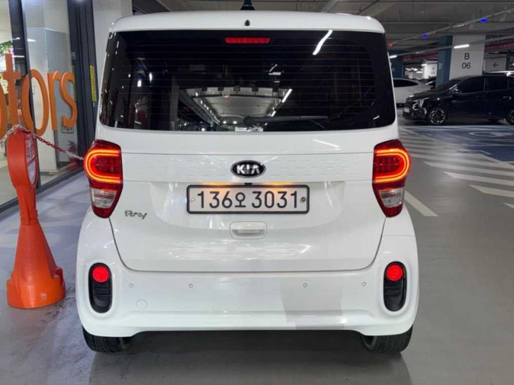 KIA Ray - Vista 5