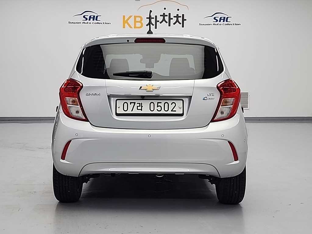 Chevrolet Spark - Vista 4