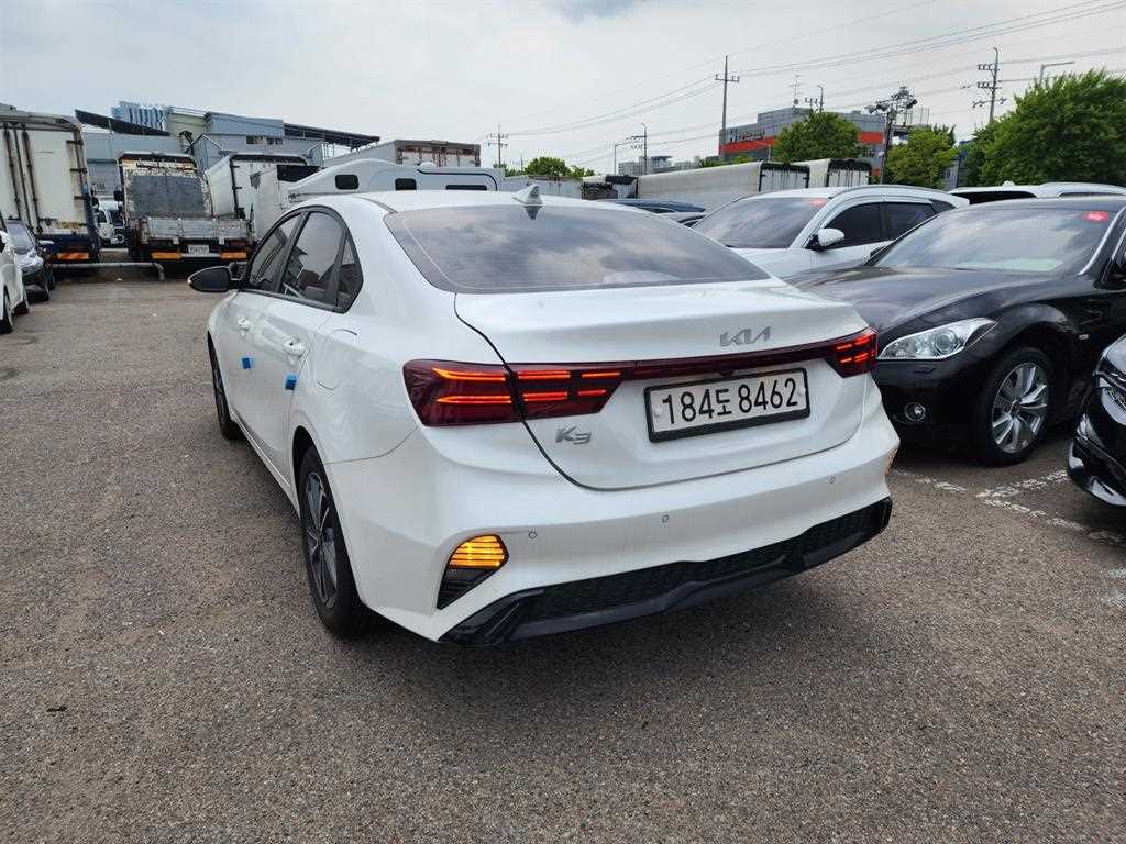 KIA K3 - Vista 4