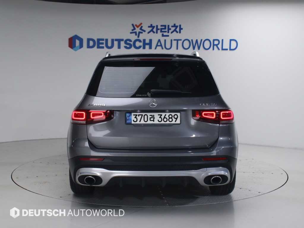 Mercedes Benz GLB Class - Vista 4