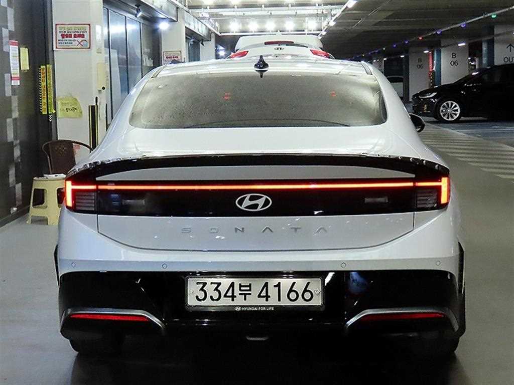 HYUNDAI Sonata - Vista 5