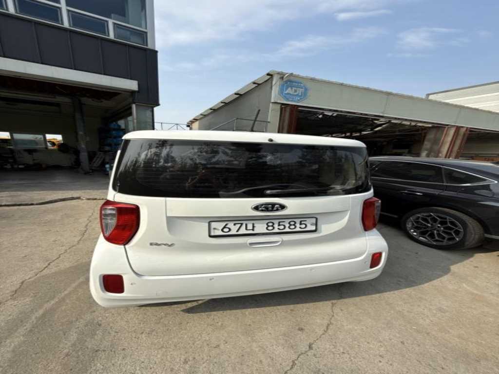 KIA Ray - Vista 4