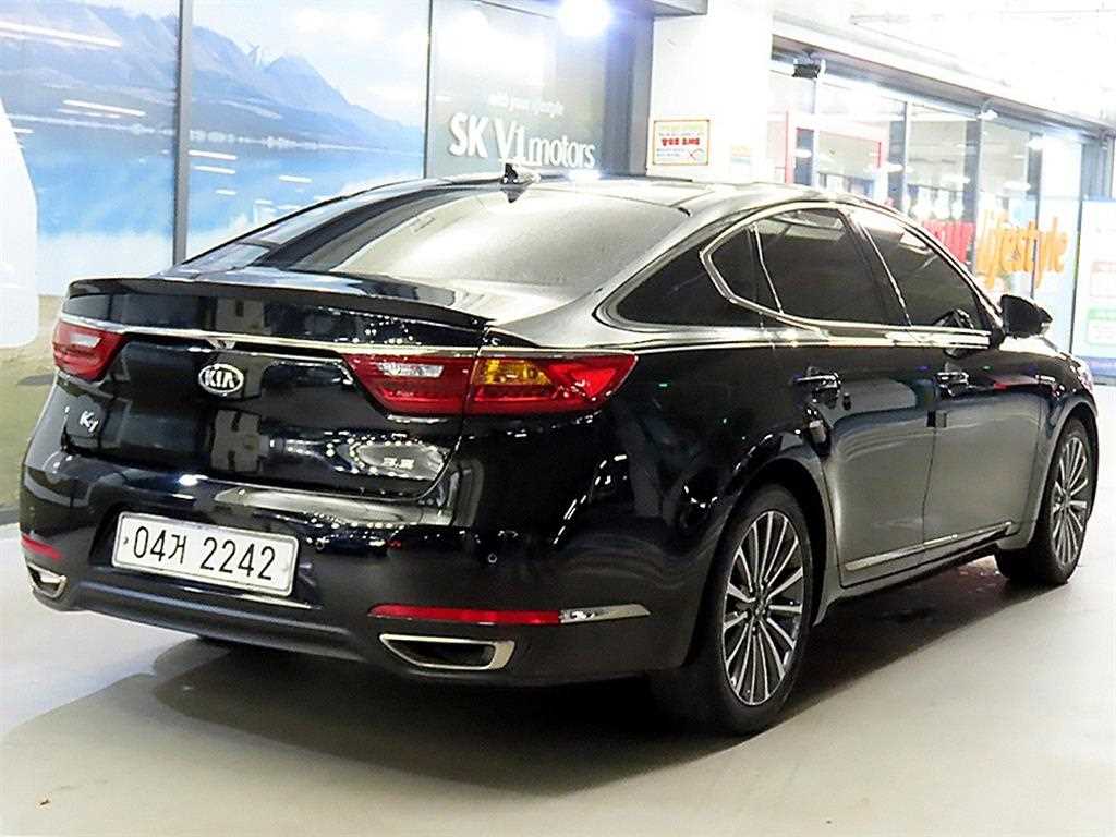 KIA K7 - Vista 4