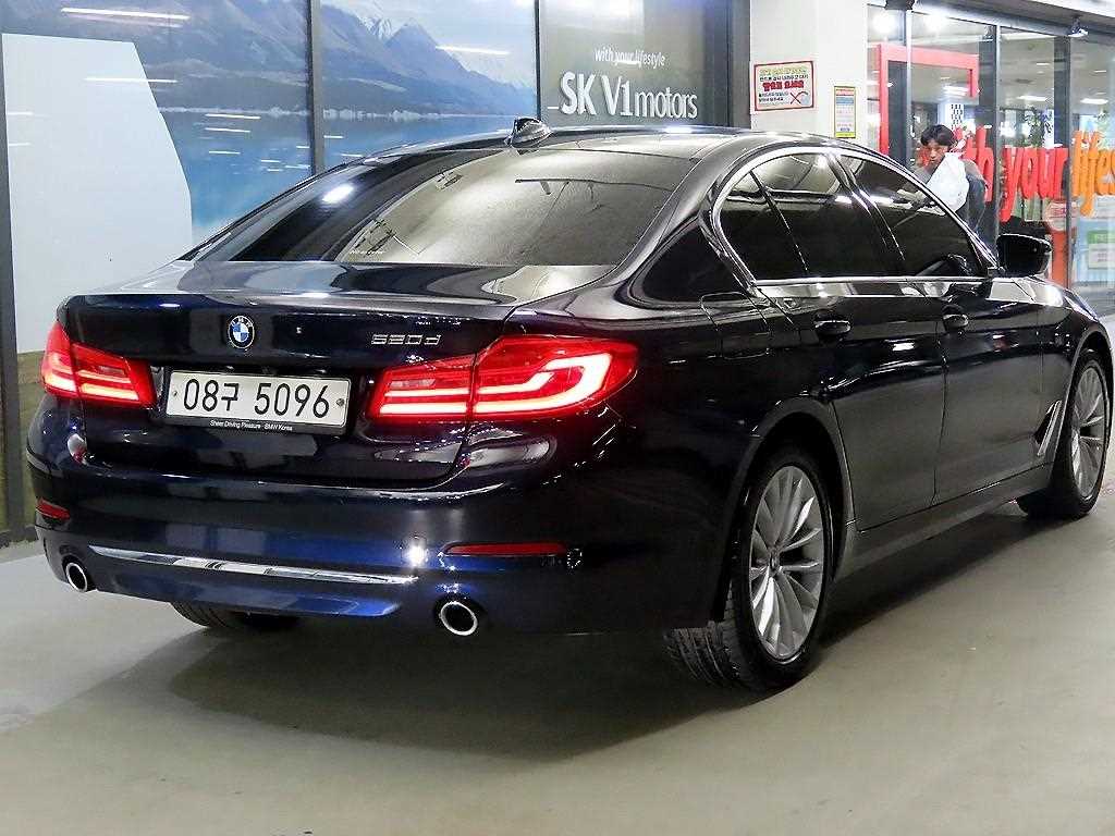 BMW 5 Series - Vista 4