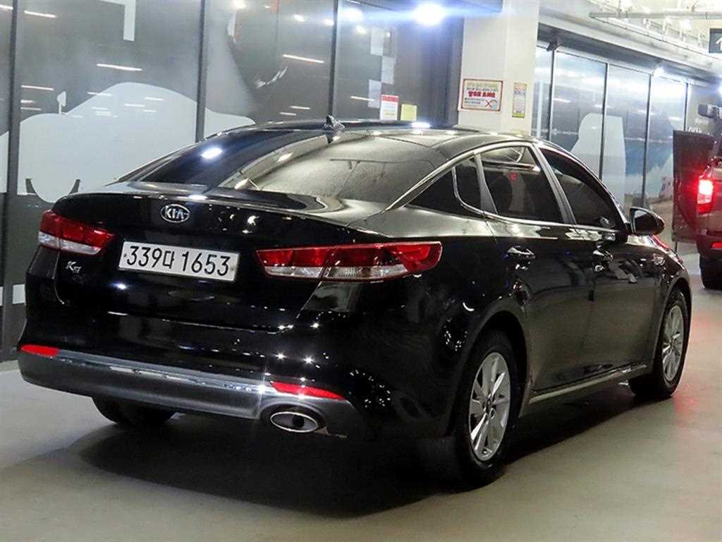 KIA K5 - Vista 4