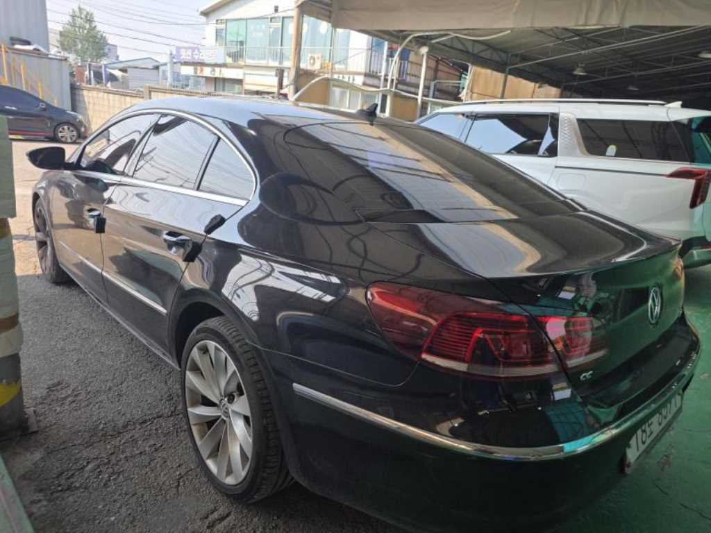 Volkswagen CC - Vista 5