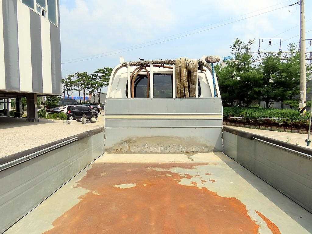 Small Truck Cargo (small) - Vista 5