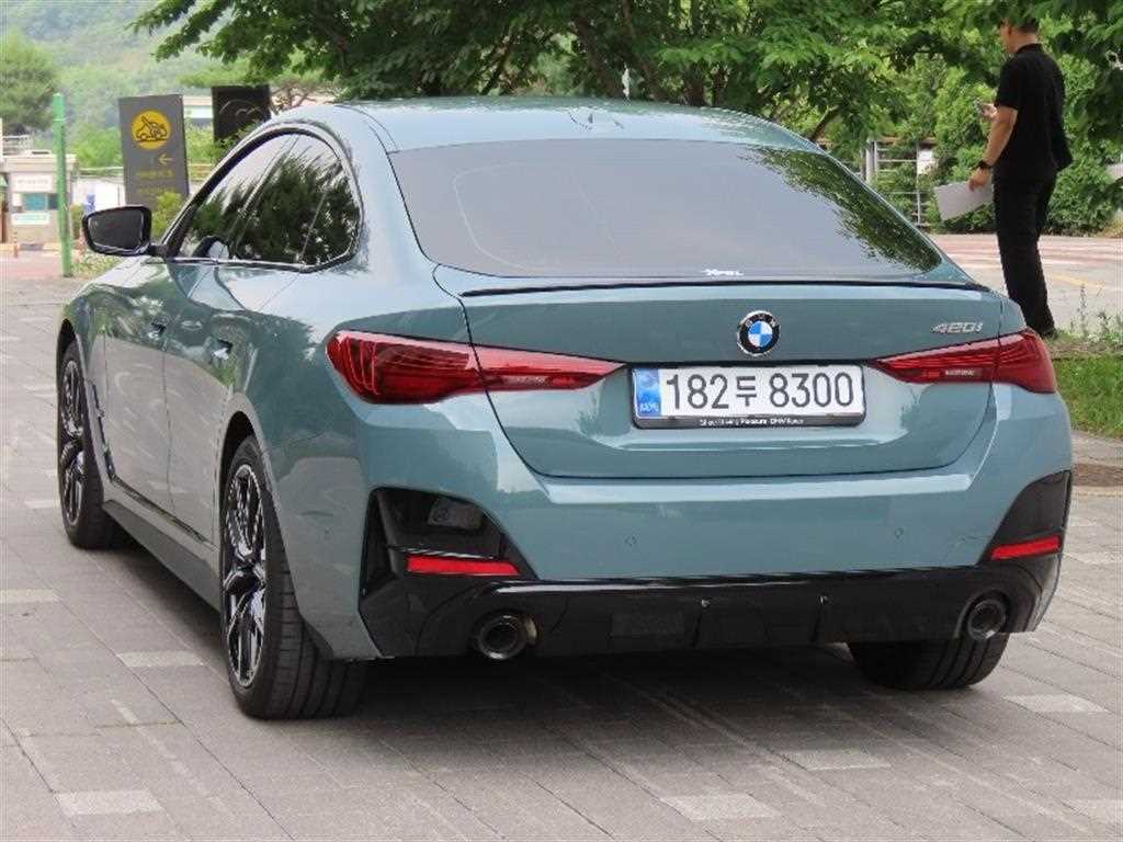 BMW 4 Series - Vista 4