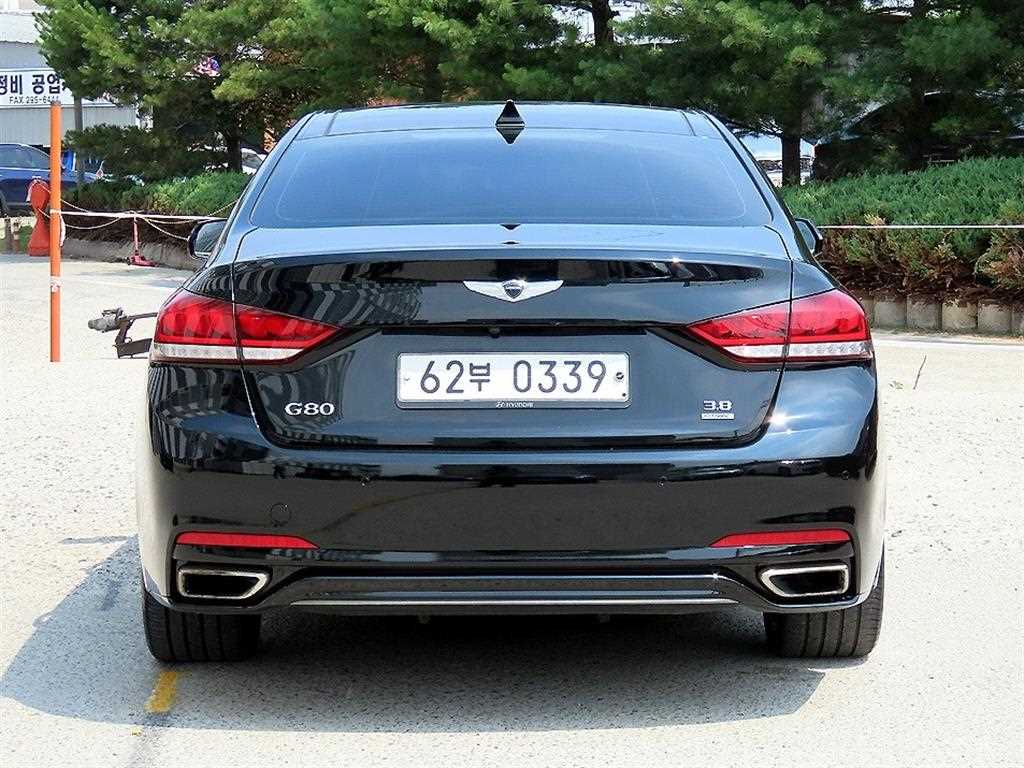 Genesis G80 - Vista 4