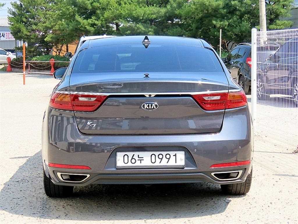 KIA K7 - Vista 4