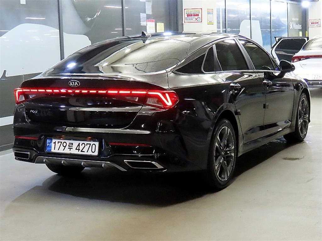 KIA K5 - Vista 4