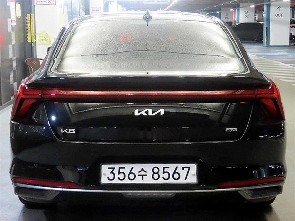 KIA K8 - Vista 5