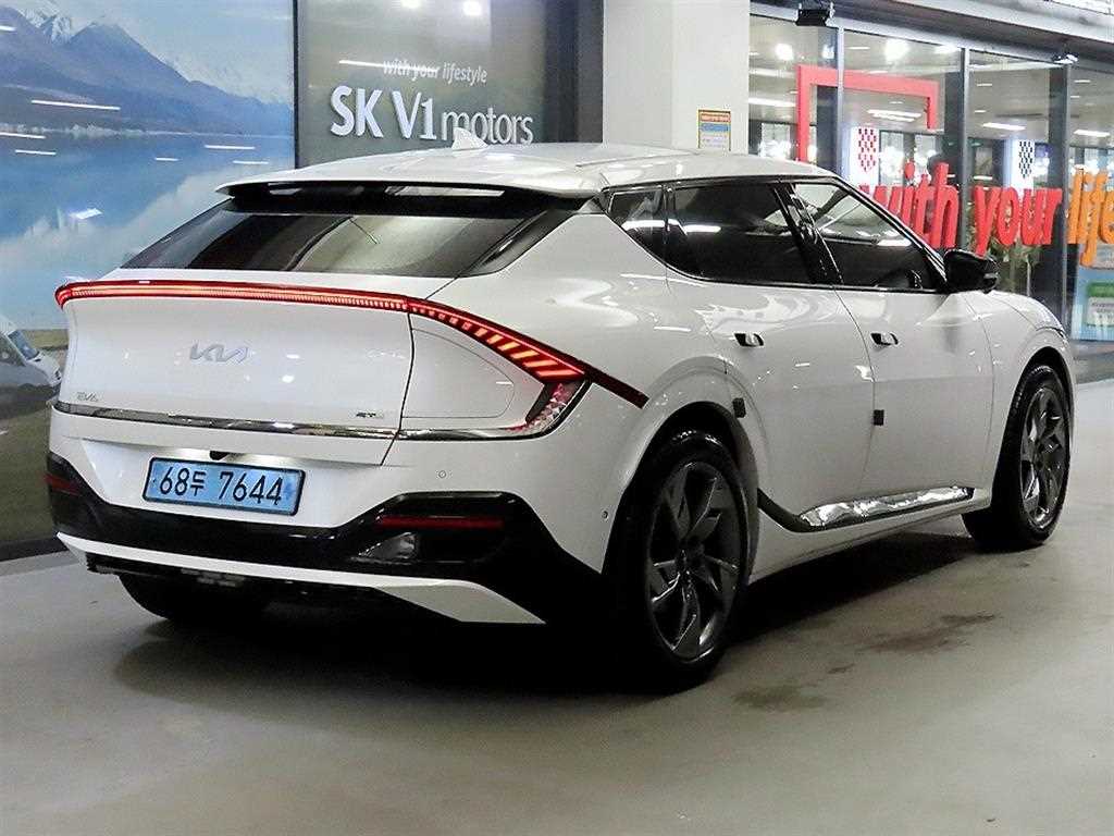 KIA EV6 - Vista 4