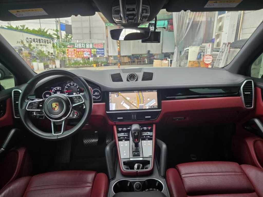 Porsche Cayenne - Vista 4