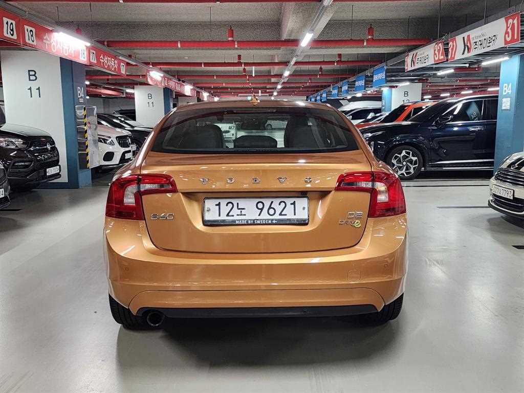 Volvo S60 - Vista 5