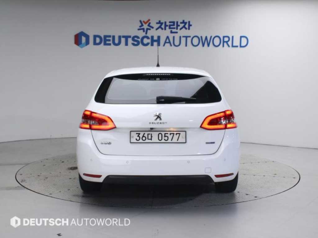Peugeot 308 1.6 BlueHDi Allure 5