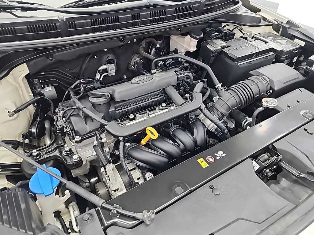 KIA Stonic - Vista 5