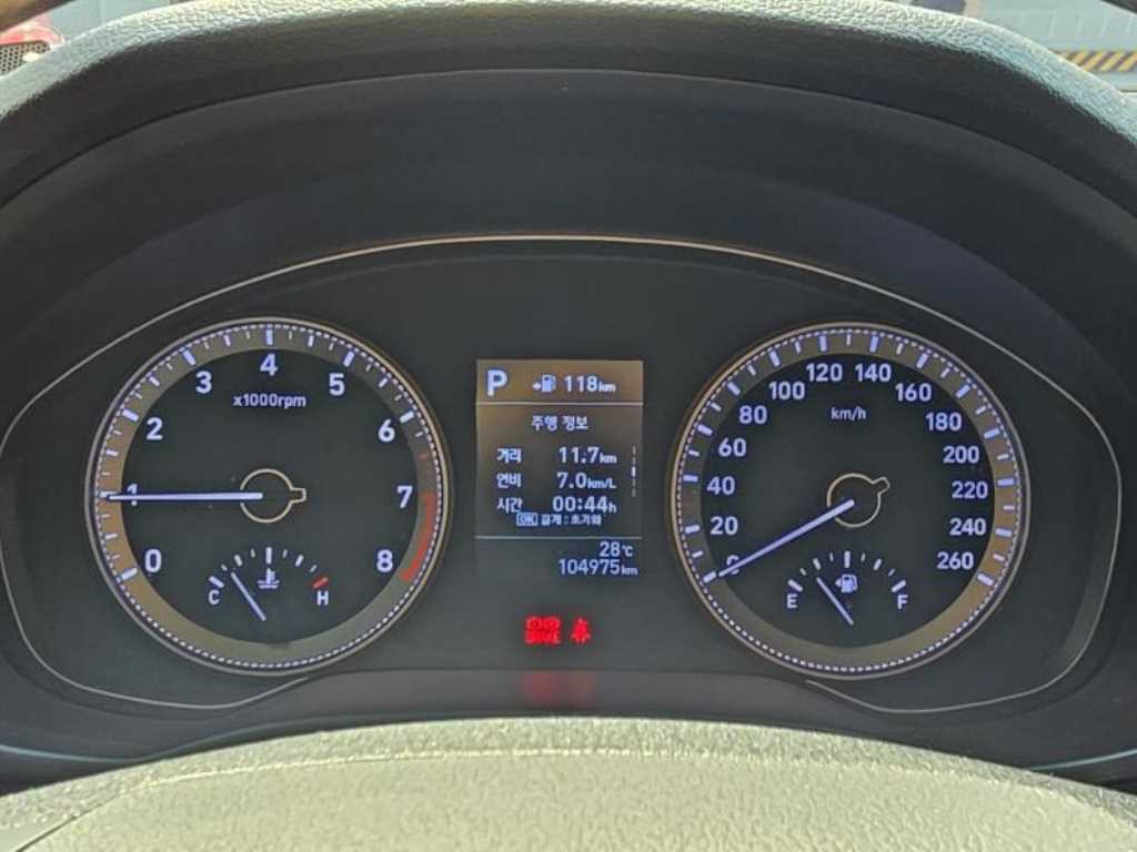HYUNDAI Grandeur - Vista 4