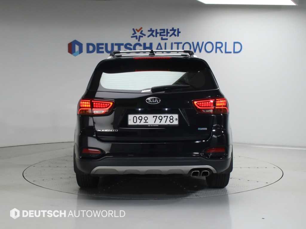 KIA Sorento - Vista 4