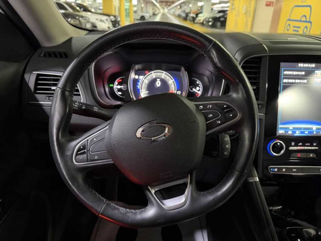 SAMSUNG QM6 - Vista 5
