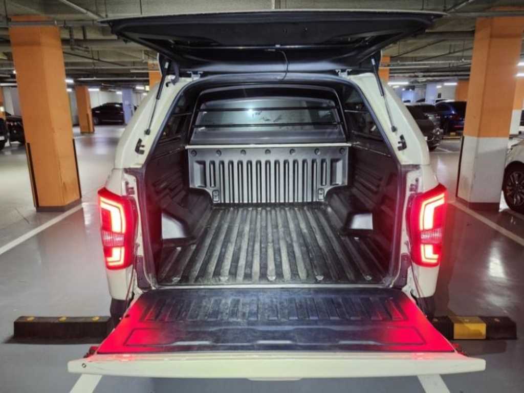 Ssangyong Rexton - Vista 4