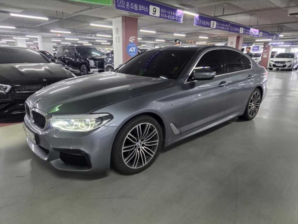 BMW 5 Series - Vista 4