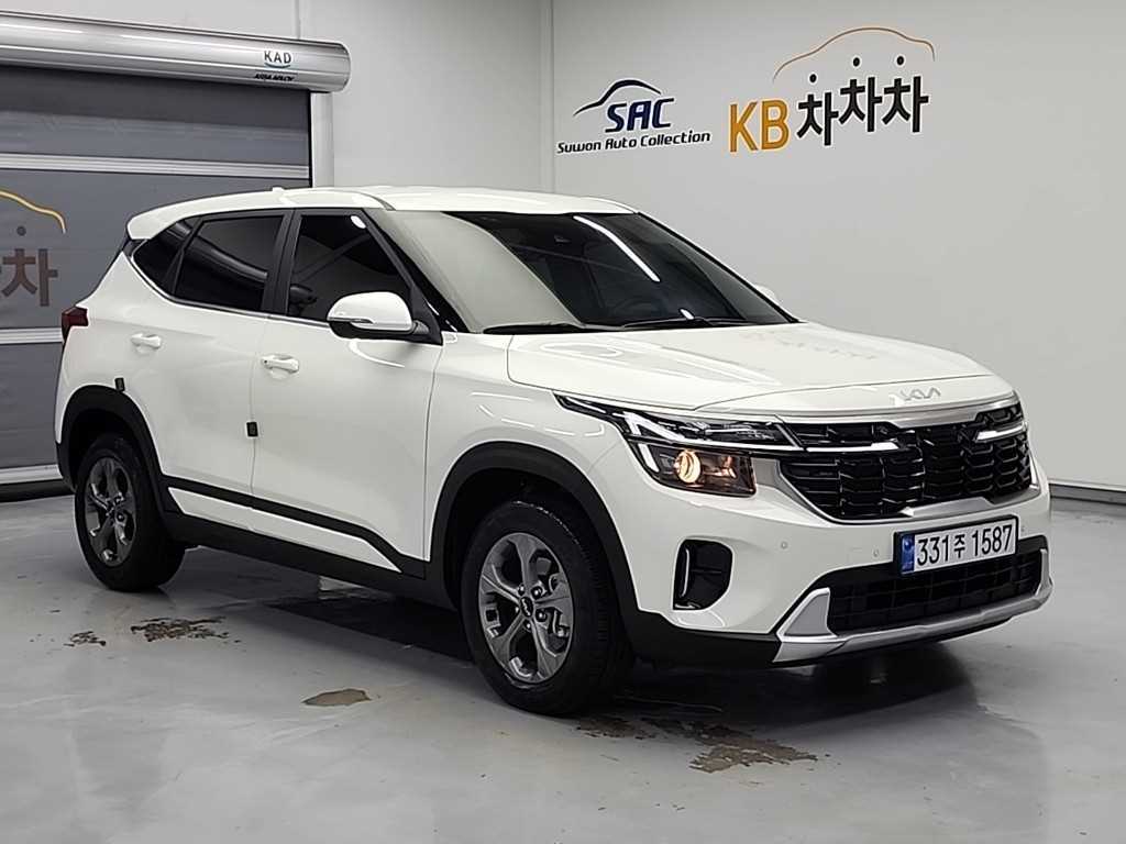 KIA Seltos - Vista 4