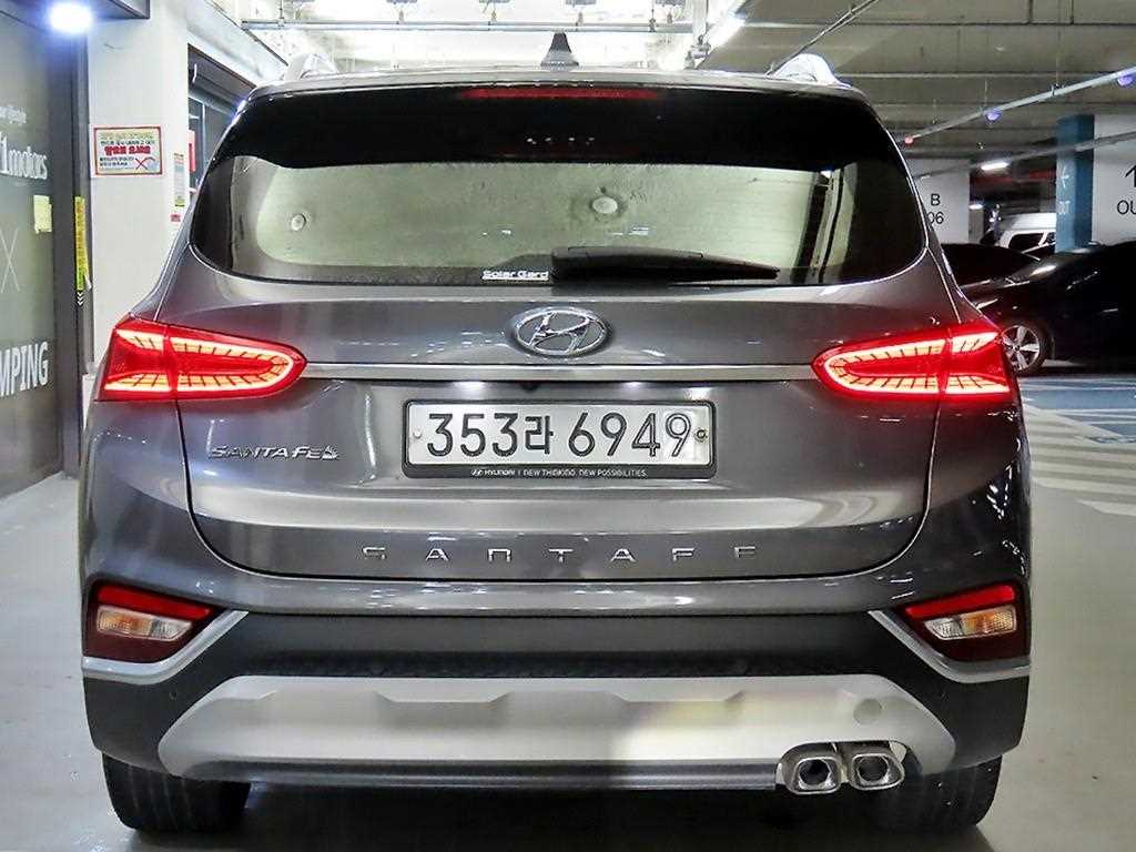 HYUNDAI Santa Fe - Vista 5