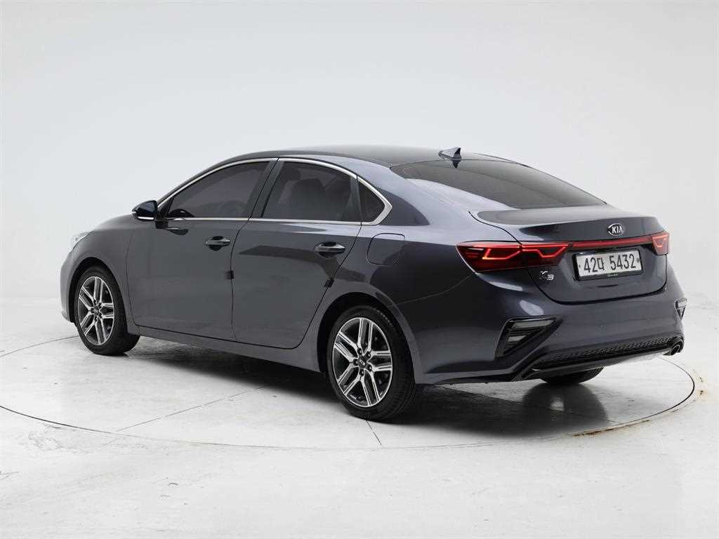KIA K3 - Vista 4