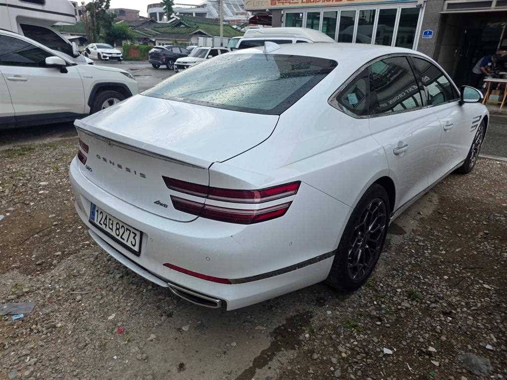 Genesis G80 - Vista 4