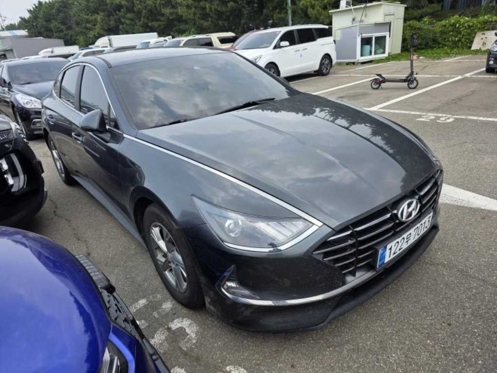 HYUNDAI Sonata - Vista 4