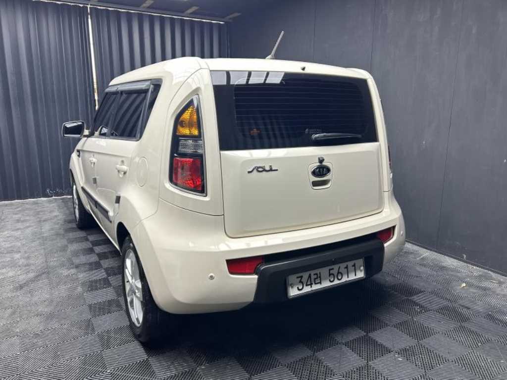 KIA Soul - Vista 4
