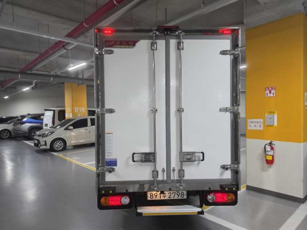 Small Truck Freezer Box(High Deck) - Vista 5