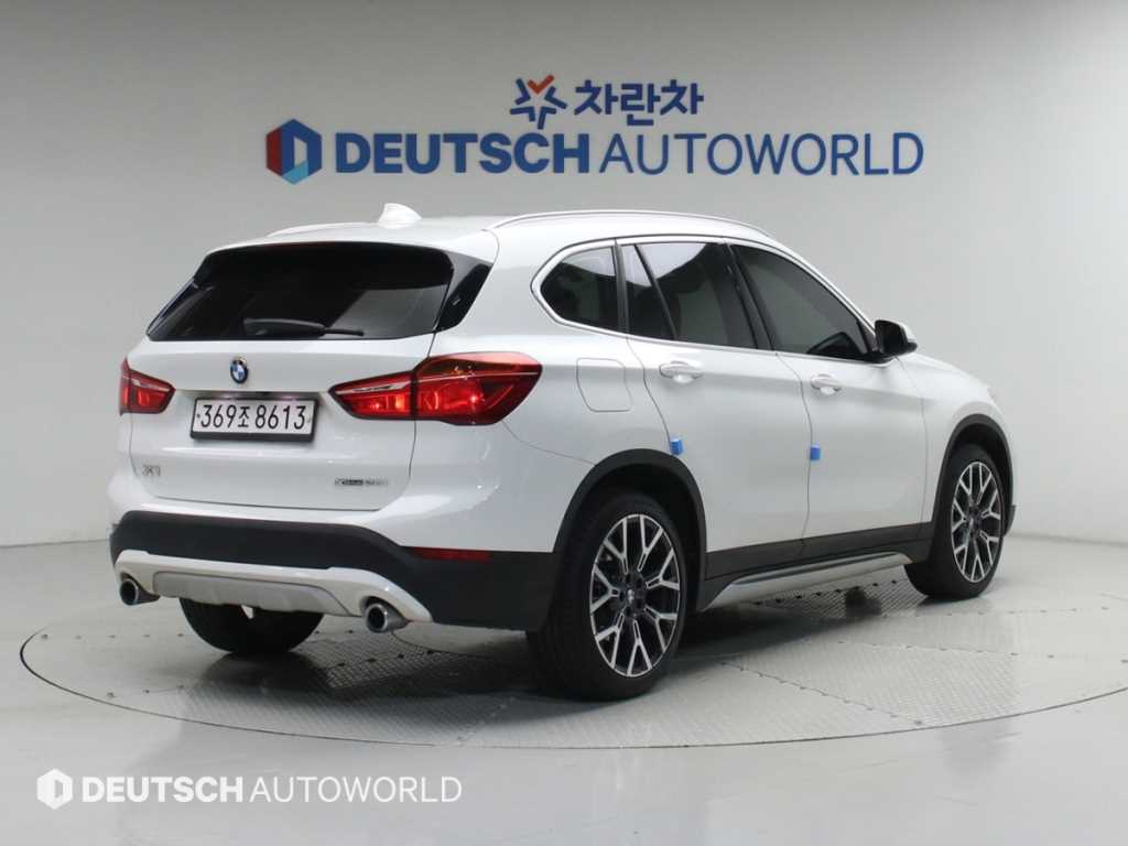 BMW X1 xDrive 20i xLine 스페셜에디션 사진 2/20