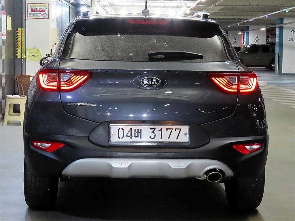 KIA Stonic - Vista 5