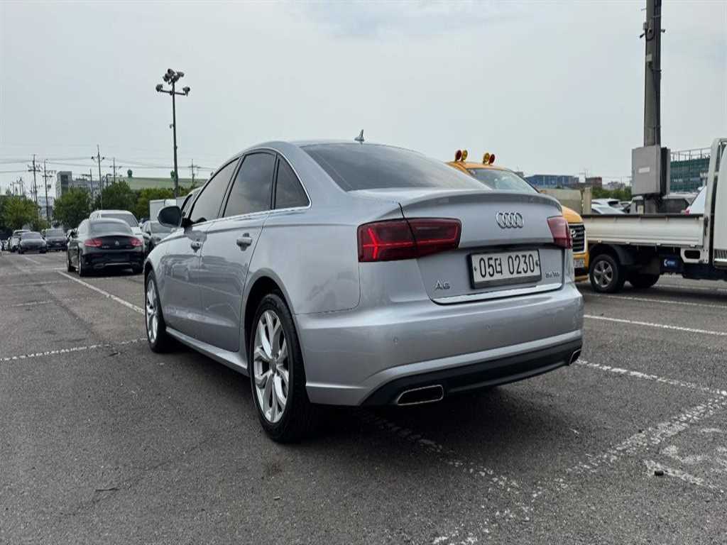 Audi A6 - Vista 5