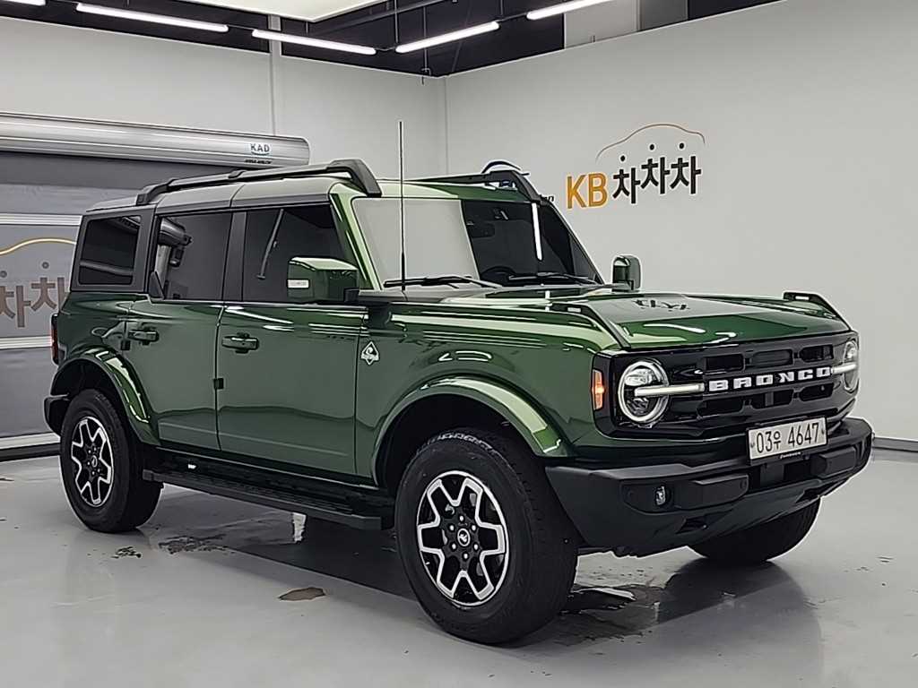 Ford Bronco - Vista 4