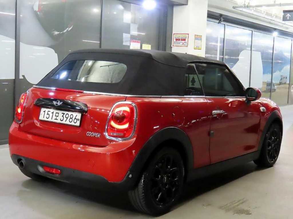 Mini Cooper Convertible - Vista 4
