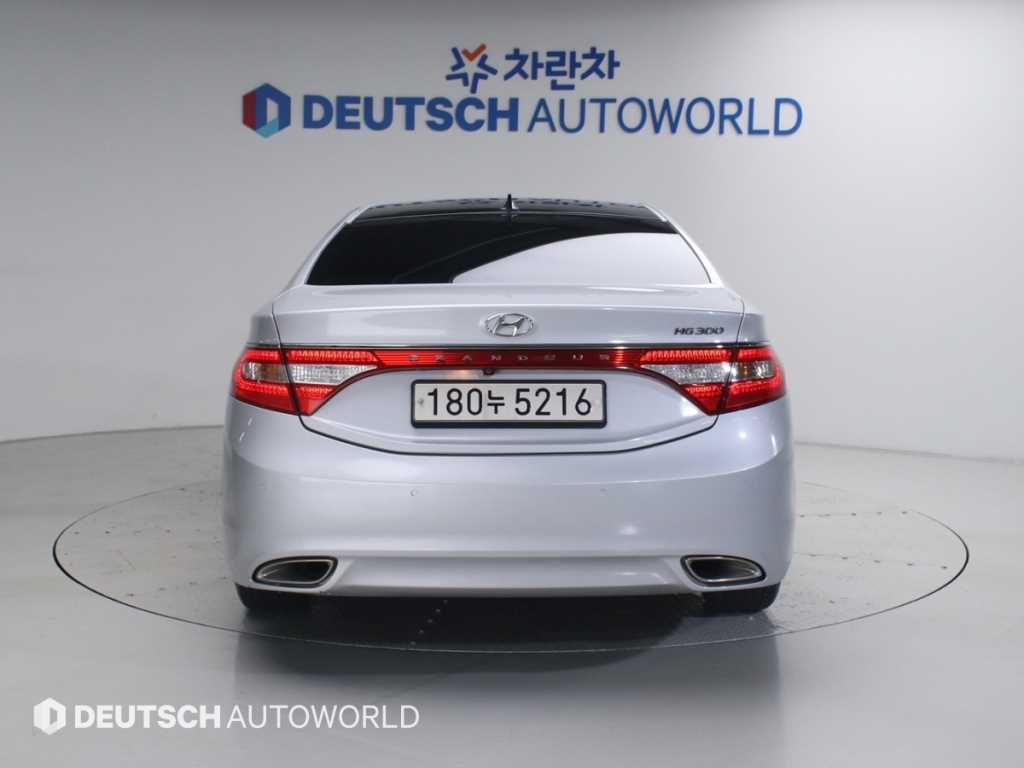 HYUNDAI Grandeur - Vista 4
