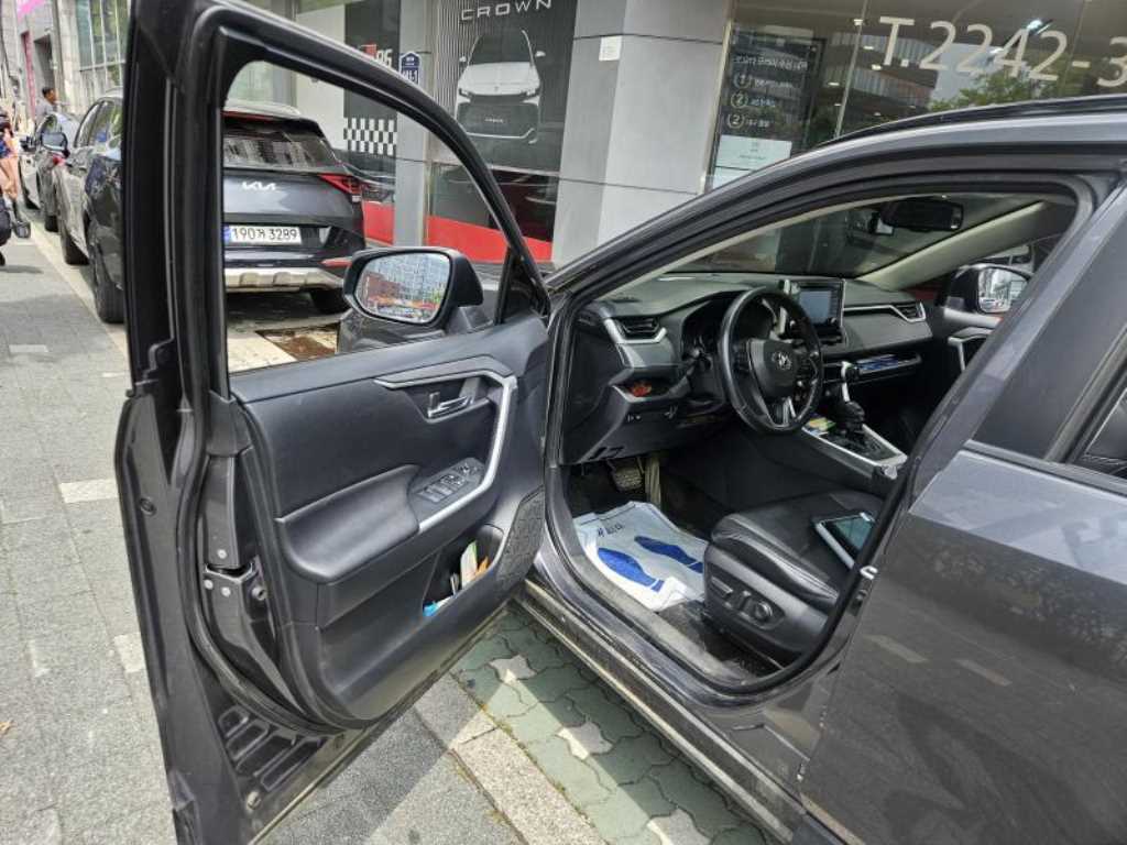 Toyota RAV4 - Vista 4