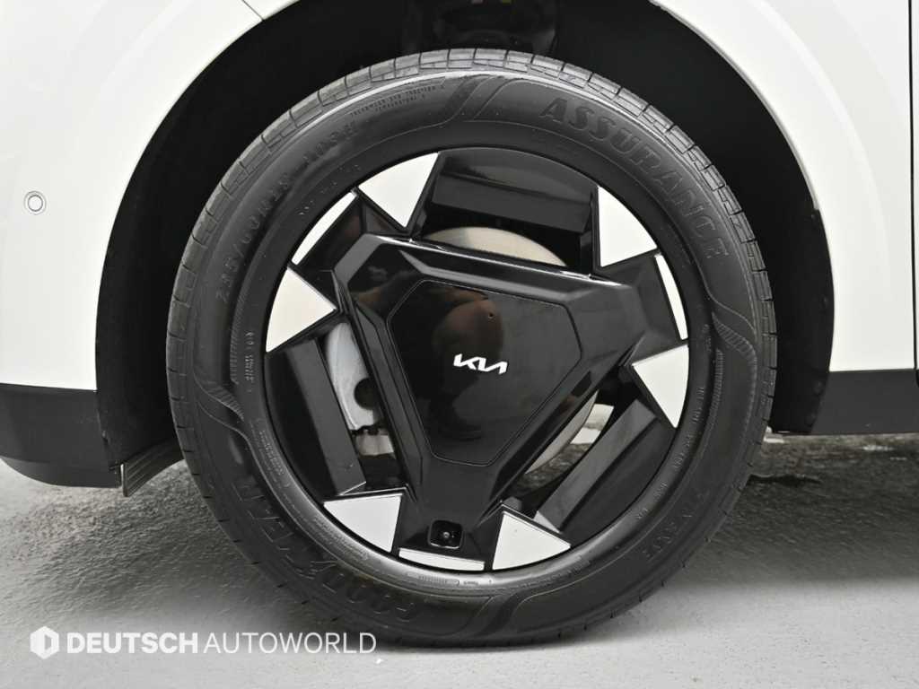 KIA Carnival - Vista 5