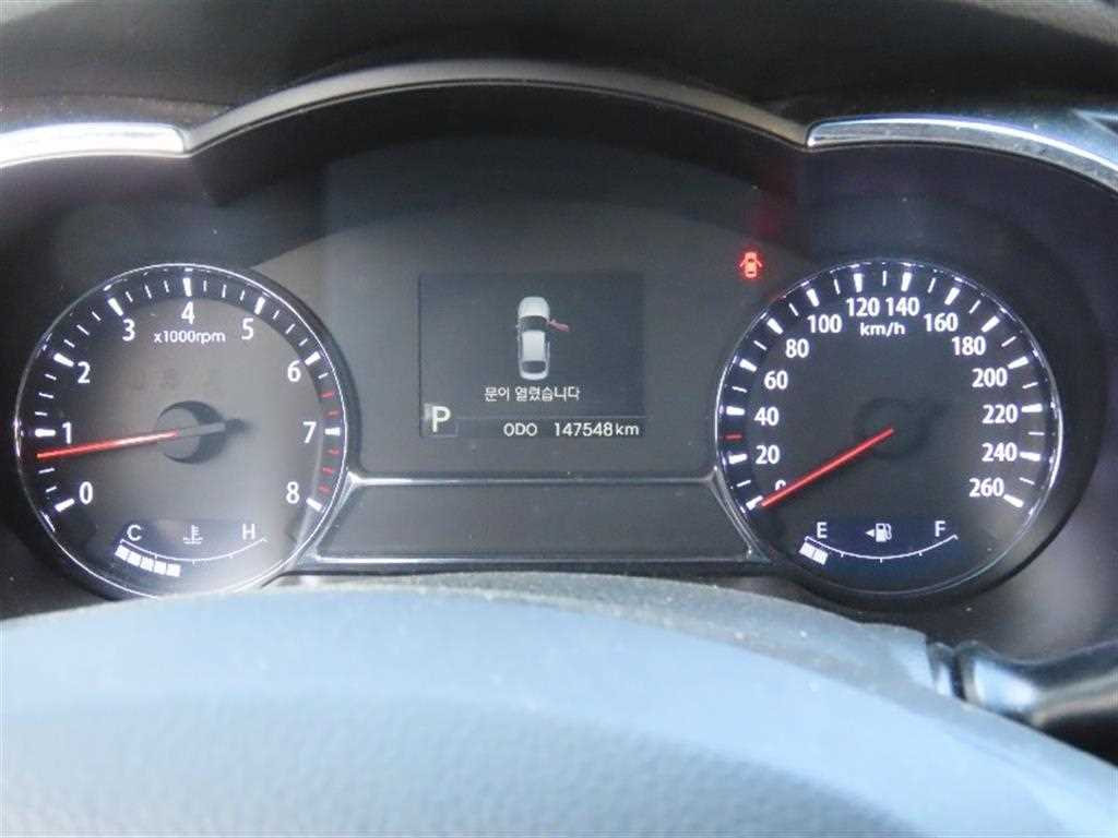 KIA K5 - Vista 5